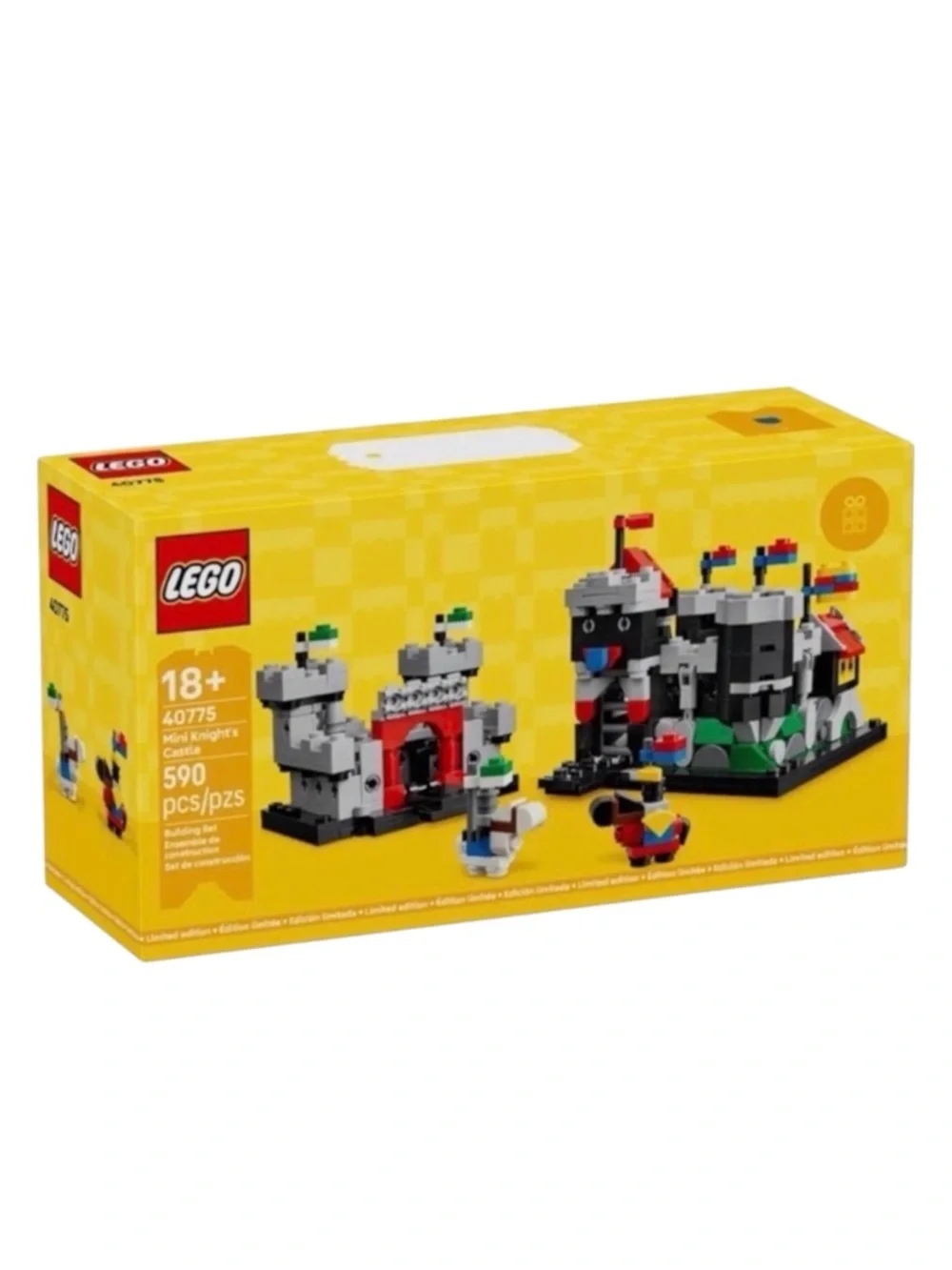Lego Mini Knights Castle Set 40775 590 Pieces NIB